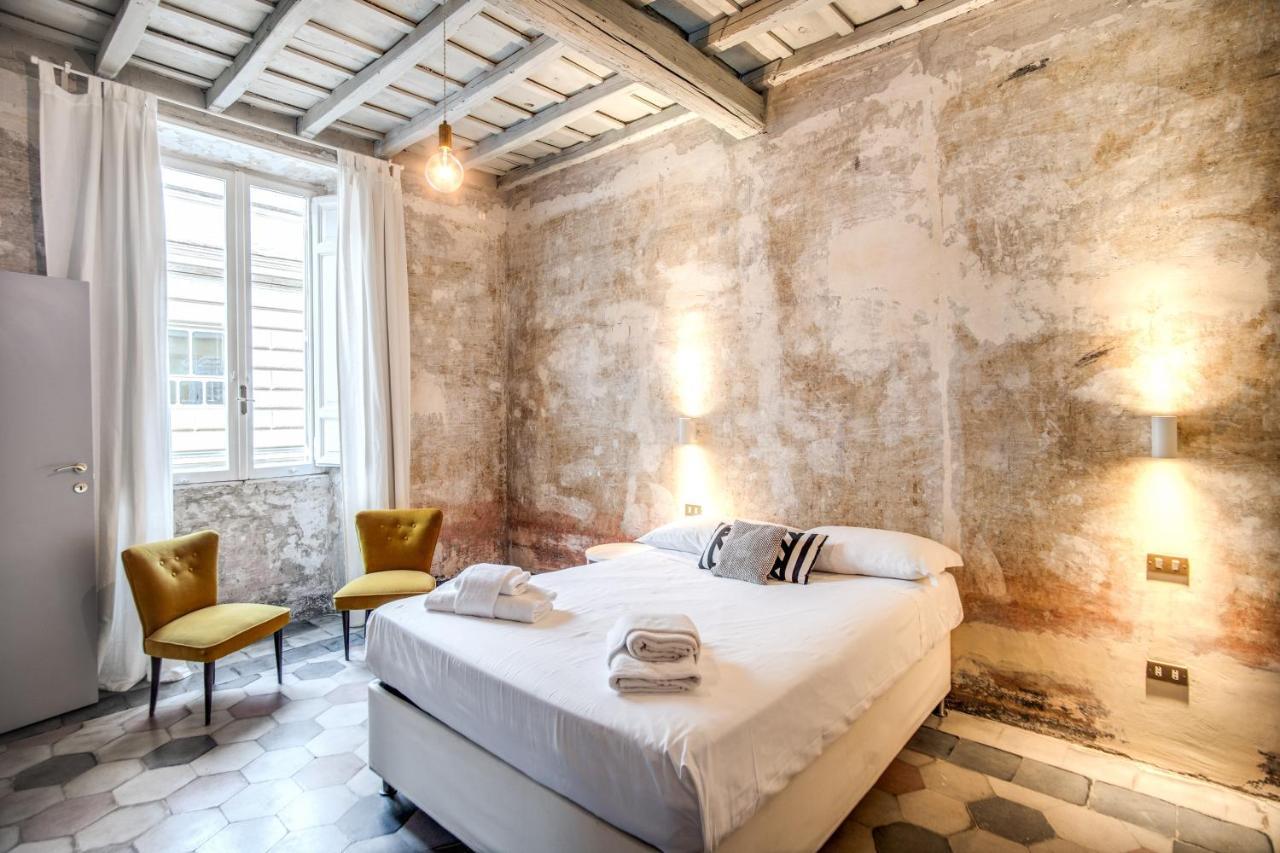 Stylish flat near Fori Imperiali ruins Appartamento Roma Esterno foto